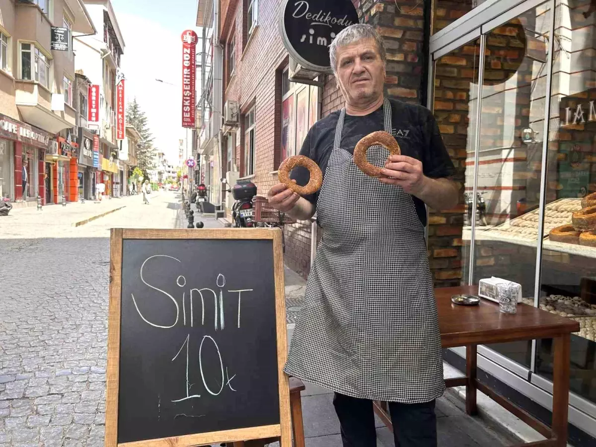 eskisehirli-simit-ustasi-ucuz-simit-satisiyla-dikkat-cekiyor-LwsgkkBU.jpg